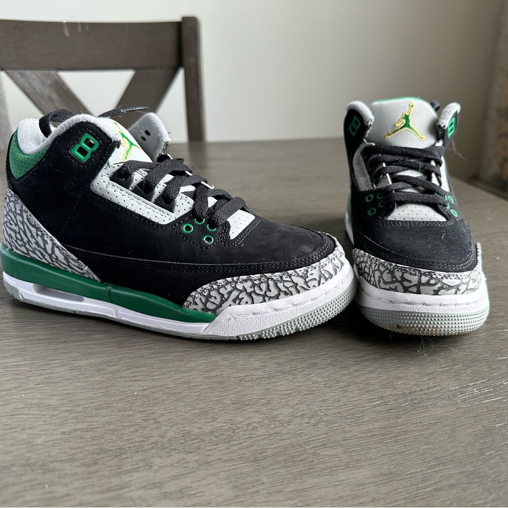 Retro Pine Green Jordan’s